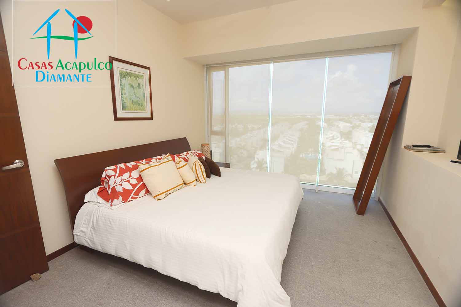 Ocean Front 604 - Recámara uno 1